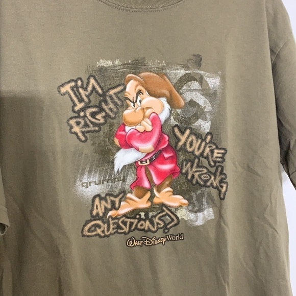 Walt Disney World Vintage Women Medium grumpy I’m right 7 dwarf graphic - Picture 4 of 6